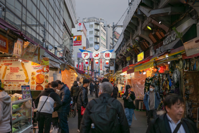 Japan5-Jan07-17 The hustle and bustle of Ameyoko markets when the crowds arrive, Ueno, Tokyo